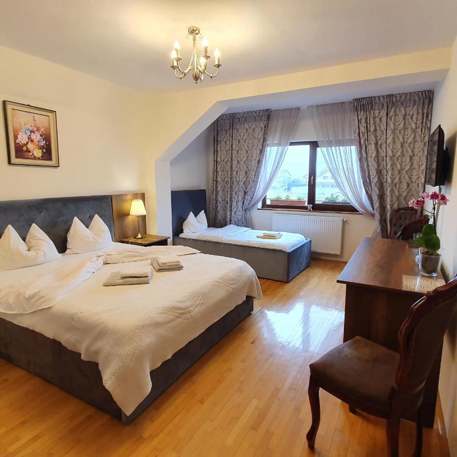 Vila De La Lugas ออราแด ภายนอก รูปภาพ